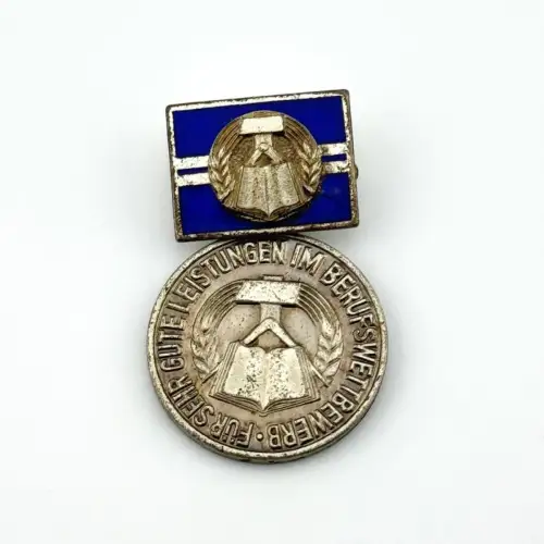 DDR FDJ Abzeichen Berufswettbewerb 1962 - 1969 in Silber