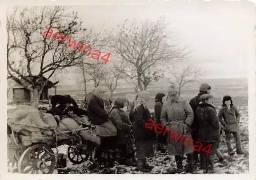 Russische Frauen bei der Arbeit Sowjet-Paradies bei Smolensk Russland Ostfront