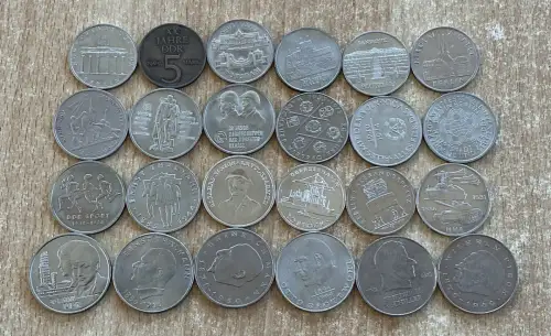 Lot/ Konvolut 24 DDR Münzen 5, 10, 20 Mark 1969 - 1988