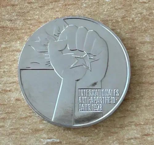 DDR 5 Mark ANTI Apartheid 1978 Gedenkmünze