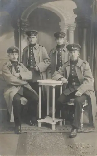 Fotokarte 1.WK Gruppenfoto deutsche Soldaten Schulterklappe 105 Werdau Sachsen