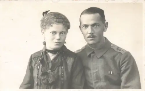 Foto 1.WK Soldat mit Schulterklappe Telegraphen Bataillon Nr. 1