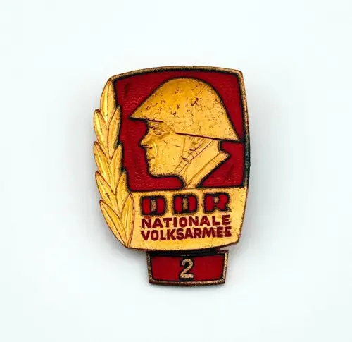 DDR Bestenabzeichen der NVA mit Wiederholungsanhänger 2