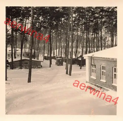 Deutsche SANKRA am Fuhrpark Lazarett Schepetowska Ukraine Ostfront