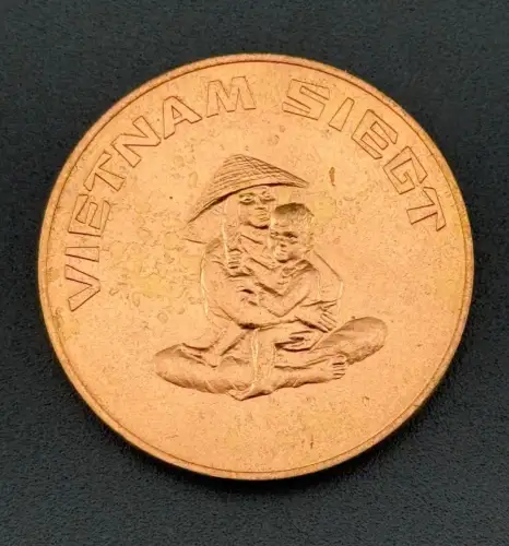 DDR Medaille Vietnam Siegt Solidarität Hilft Siegen Deutscher Kulturbund 1970
