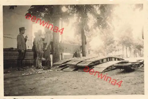 Brückenteile Pioniere in Husi am Pruth Rumänien