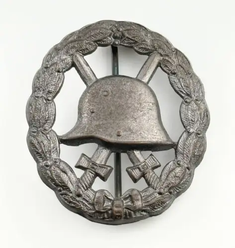 Verwundetenabzeichen in Schwarz durchbrochen 1918