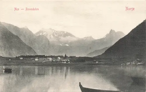 AK Nes Romsdalen Norge Fjordansicht Kirche Norwegen ungelaufen Postkarte