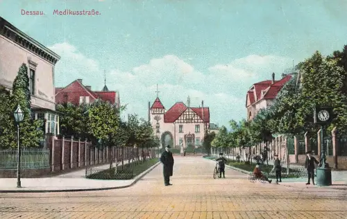 AK Dessau Medikusstraße Sachsen-Anhalt ungelaufen Postkarte