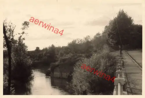 Brücke der Aisne hinter der Kommandantur in Rethel Frankreich
