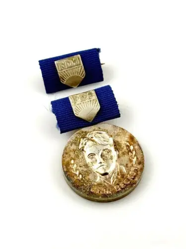 DDR FDJ Arthur-Becker-Medaille in Silber
