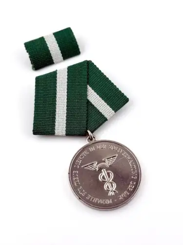 DDR Medaille für Treue Dienste in der Zollverwaltung der DDR in Silber
