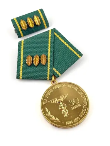 DDR Medaille für treue Dienste in der Zollverwaltung der DDR in Gold 30 Jahre