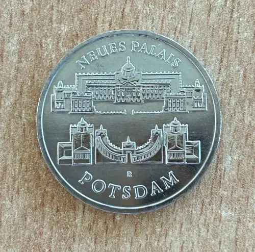 DDR 5 Mark 1986 Neues Palais Potsdam Gedenkmünze