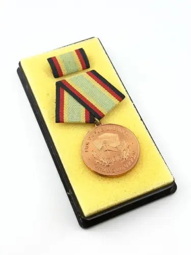 DDR Medaille für treue Dienste in den Grenztruppen der DDR in Bronze