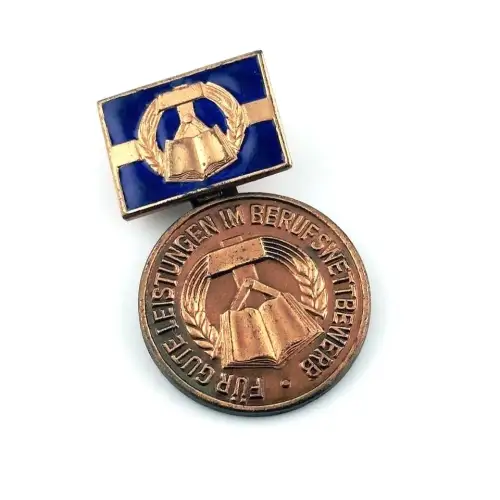 DDR FDJ Abzeichen für gute Leistungen im Berufswettbewerb ab 1962 bis 1969