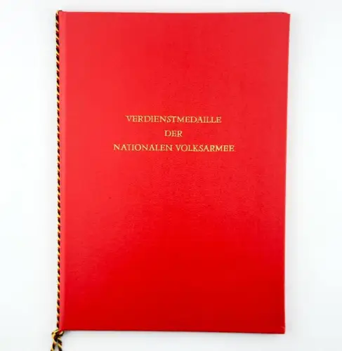 DDR NVA Urkunde Verdienstmedaille der Nationalen Volksarmee Silber 1974 Major