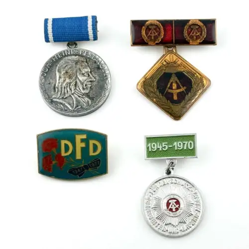 DDR Konvolut 4 Stück Abzeichen Orden Medaillen East German Badge NVA MdI SED #8