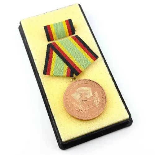 DDR NVA Medaille für treue Dienste in der Nationalen Volksarmee in Bronze