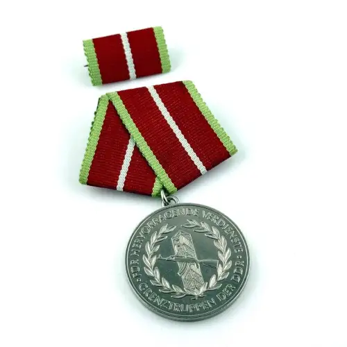 DDR Verdienstmedaille der Grenztruppen der DDR in Silber