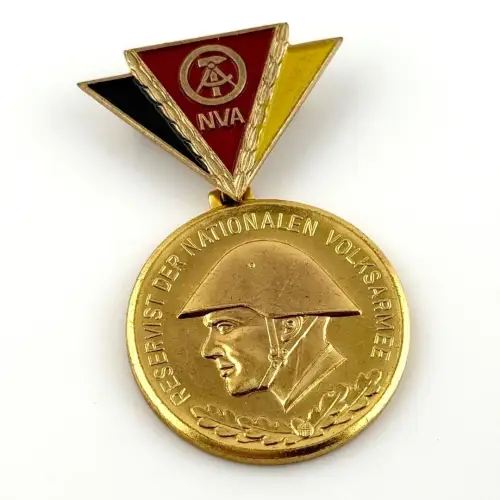DDR NVA Reservistenabzeichen 1966-1989 in Gold