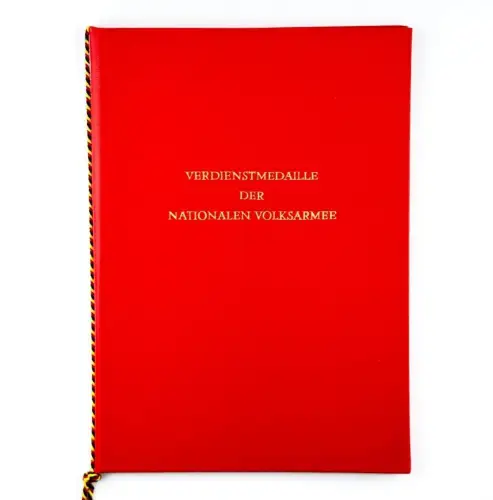 DDR NVA Urkunde Verdienstmedaille der Nationalen Volksarmee Silber 1974 Major