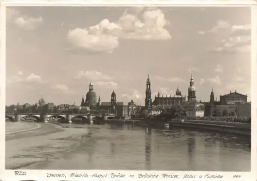 AK Dresden Friedrich August Brücke Brühlsche Terasse Kirche W. Hahn 1081 Sachsen