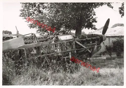 Abgewracktes deutsches Flugzeug Messerschmitt Me Bf 109