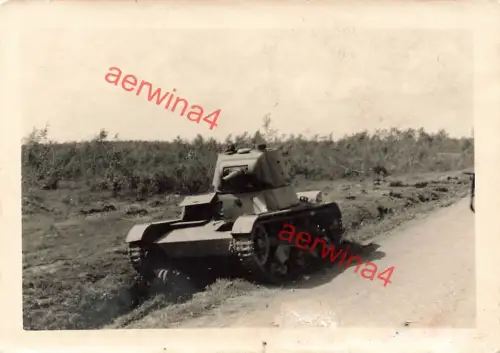 Verlassener Russischer Panzer T-26 bei Wilna Litauen Ostfront
