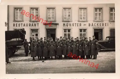 Deutsche Soldaten vor Restaurant Münster in Neukirchen Saarland Westwall