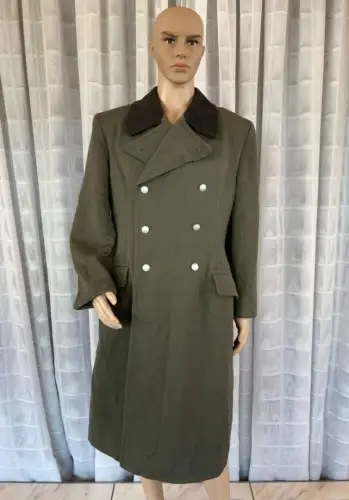 DDR NVA Wintermantel für Offiziere Gr. m52 1978