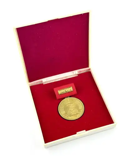 DDR Ehrenmedaille zum 40. Jahrestag der Deutschen Demokratischen Republik