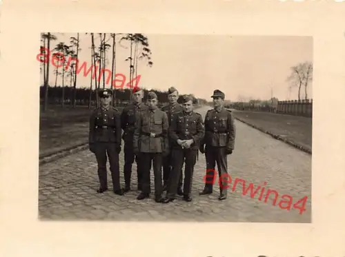 Deutsche Soldaten an der Rinkauer Strasse in Bromberg Westpreussen