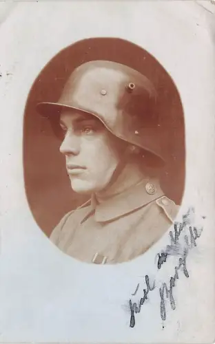Foto-AK 1.WK Portrait deutscher Soldat Stahlhelm Inf.-Regt. 15 Frankreich