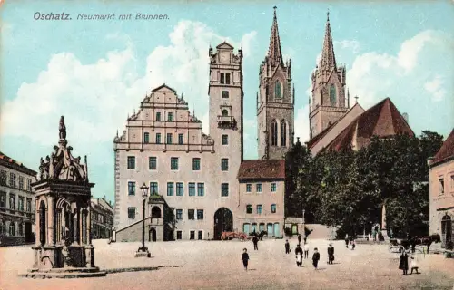 AK Oschatz Neumarkt Brunnen Pferdekutsche Sachsen ungelaufen Postkarte