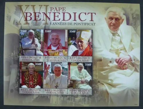 Togo 2010 Papst Benedikt Pope Benedict Religion Kirche ** MNH