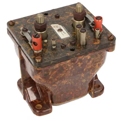 Batterieumschalter regeneriert 12V - 24V IFA W50, T174, ADK, ZT300, Ural, ZIL