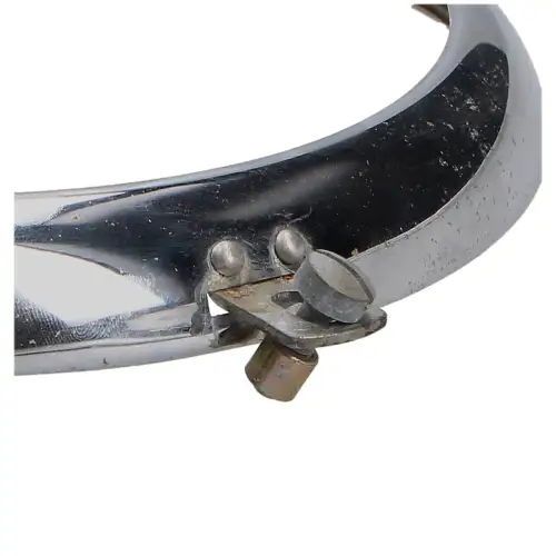 IFA F8 Cabriolet F9 Garant K30 Chrom Lampenring oval DDR-Originalteil