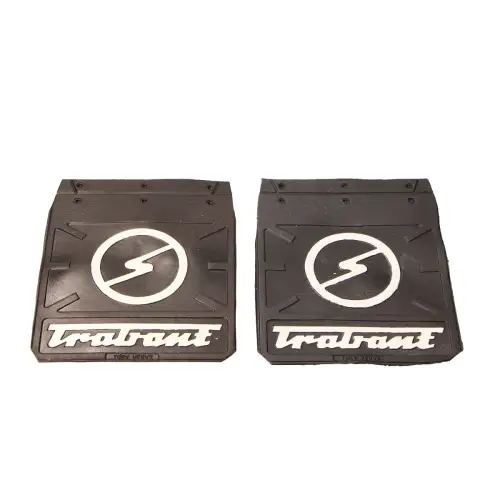 Trabant P601 Satz Schmutzfänger schwarz hinten weißer Schriftzug Spritzlappen