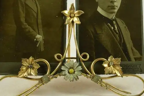 Bilderrahmen mit Jugendstil-Motiv  