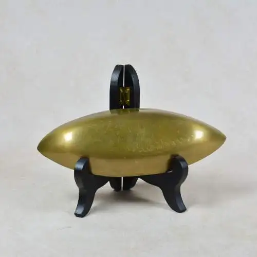 Messing Schale Bootsform mit orientalischen Zeichen  