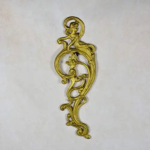 Applikation Jugendstil mit Frauenfigur  