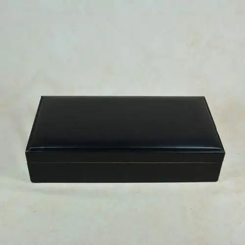 Schmuckdose Leder mit rotem Velours  