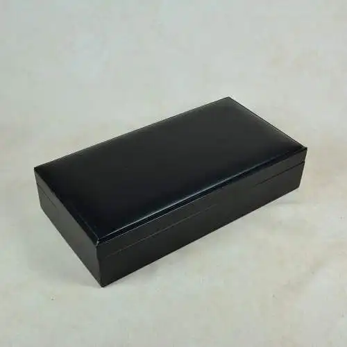 Schmuckdose Leder mit rotem Velours  