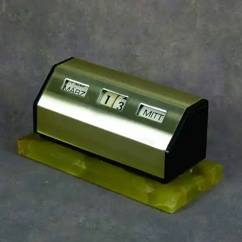 Tischkalender Messing mit Onyx-Basis  