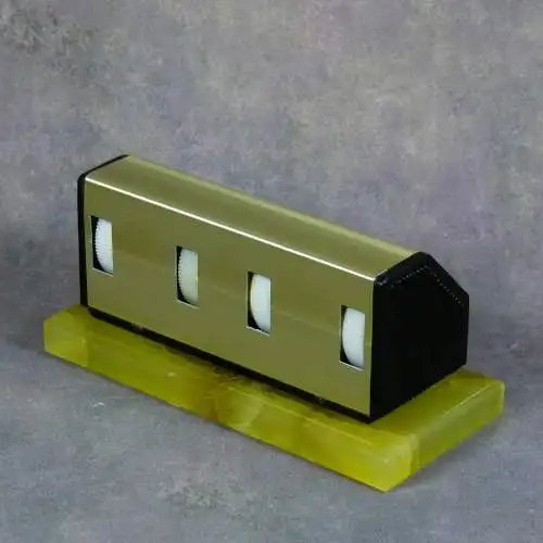 Tischkalender Messing mit Onyx-Basis  