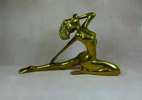 Messingfigur Nackte Frau im Art-Déco-Stil 