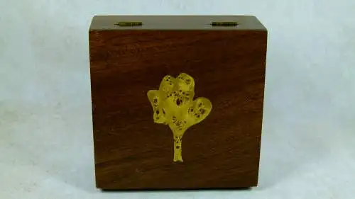 Zigarettenboxen-Set mit Wurzelholz-Intarsien  