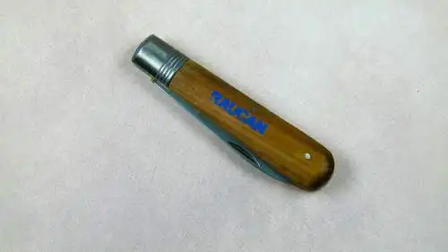 Taschenmesser mit Holzgriff 