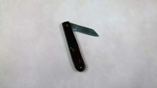 Taschenmesser mit Bakelitgriff  